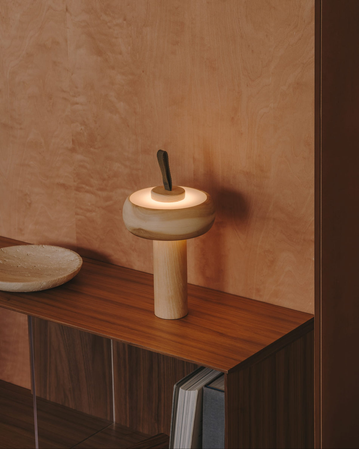Japandi Tischlampe Luba – Esche, Grün – weitere Ansicht