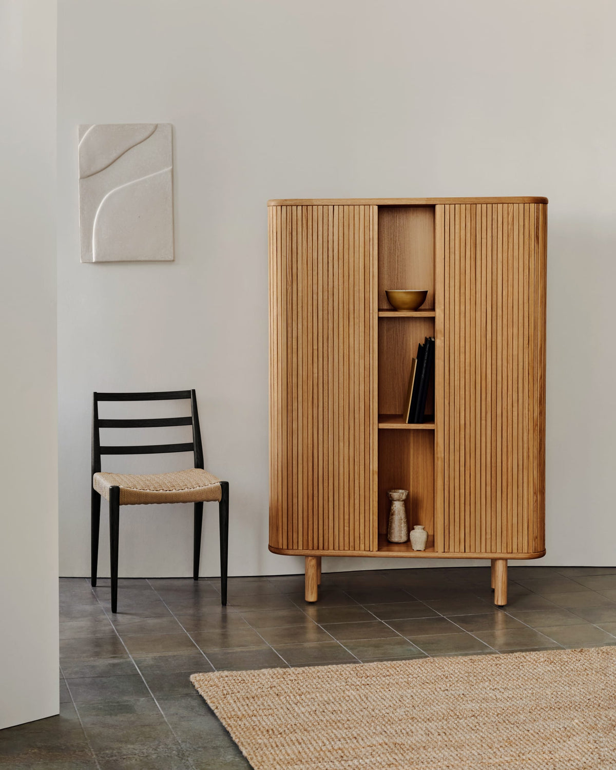 Japandi Highboard Mailen – Eschenfurnier, Natur, 110 × 160 cm – weitere Ansicht
