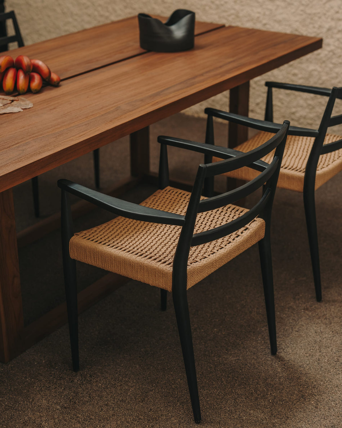 Japandi Esstisch Sashi – Teakholz, Braun, 220 × 100 cm – weitere Ansicht