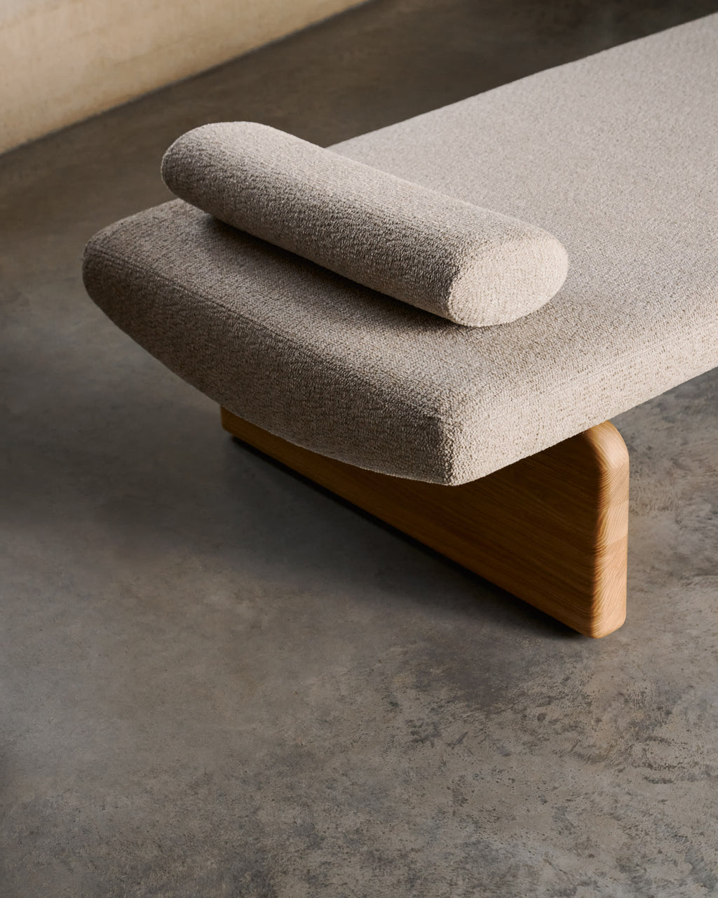 Japandi Daybed Topaz – Chenille, Beige, 200 cm – weitere Ansicht