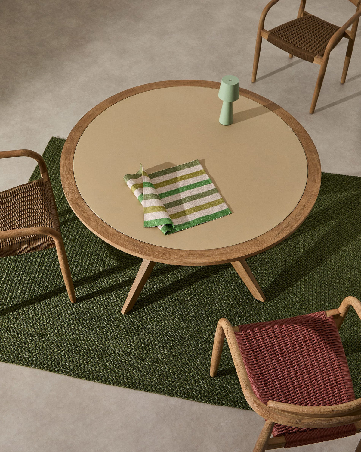 Japandi Esstisch Julieta – Akazie, Beige, Ø 120 cm – weitere Ansicht