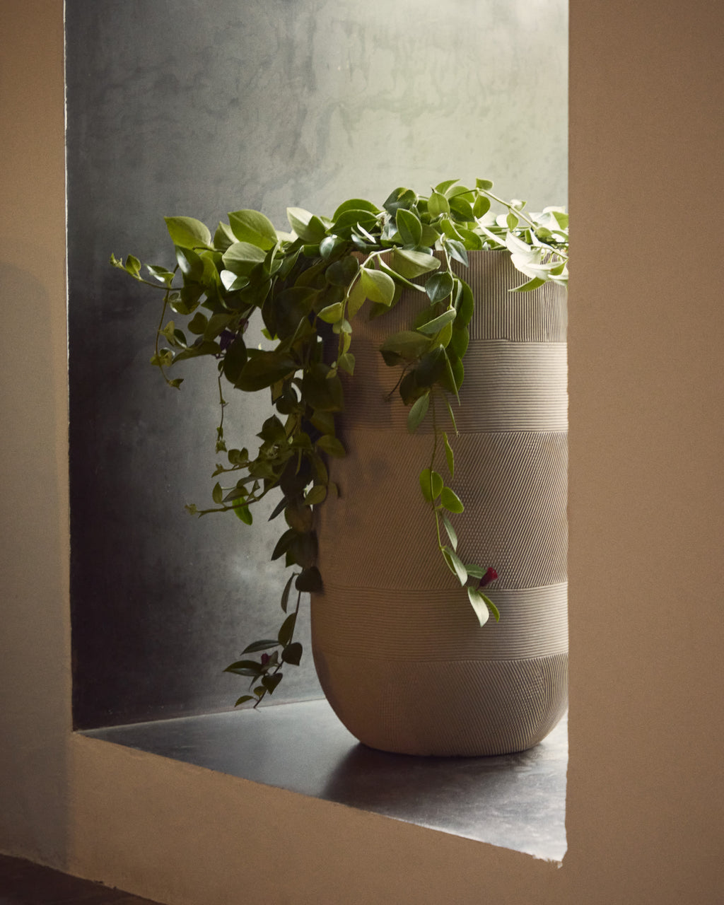 Japandi Blumentopf Tival – Polystone, Beige, Ø 32 cm – weitere Ansicht