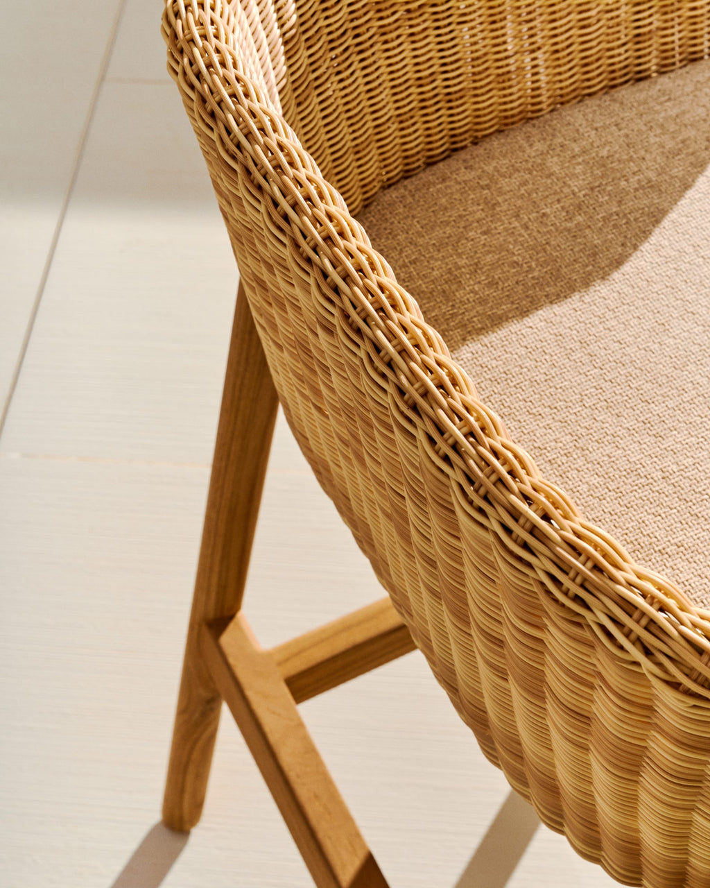 Japandi Hocker Galea – Teakholz, Beige, 65 cm – weitere Ansicht