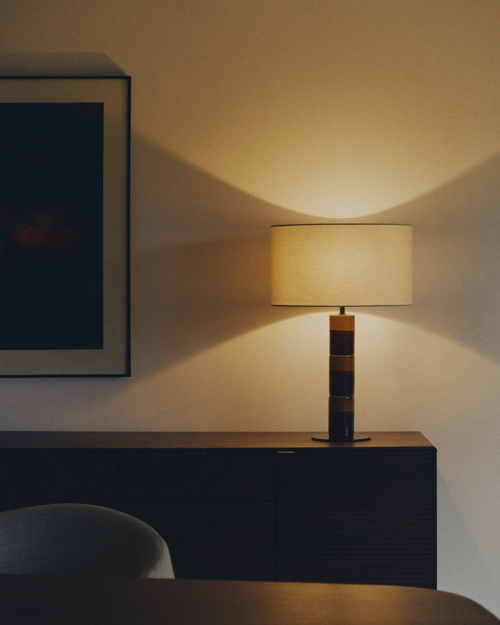 Japandi Tischlampe Mavran – Keramik, Braun – weitere Ansicht