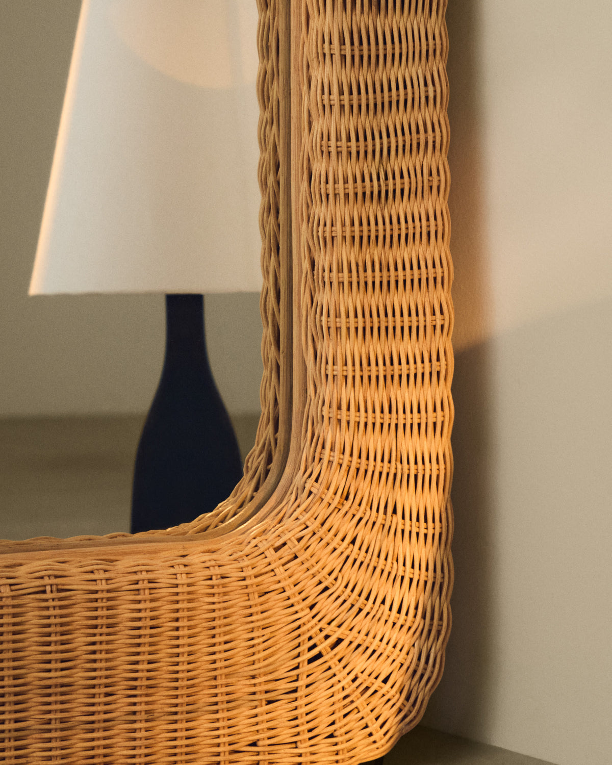 Japandi Spiegel Zilna – Rattan, Natur, 58 × 120 cm – weitere Ansicht