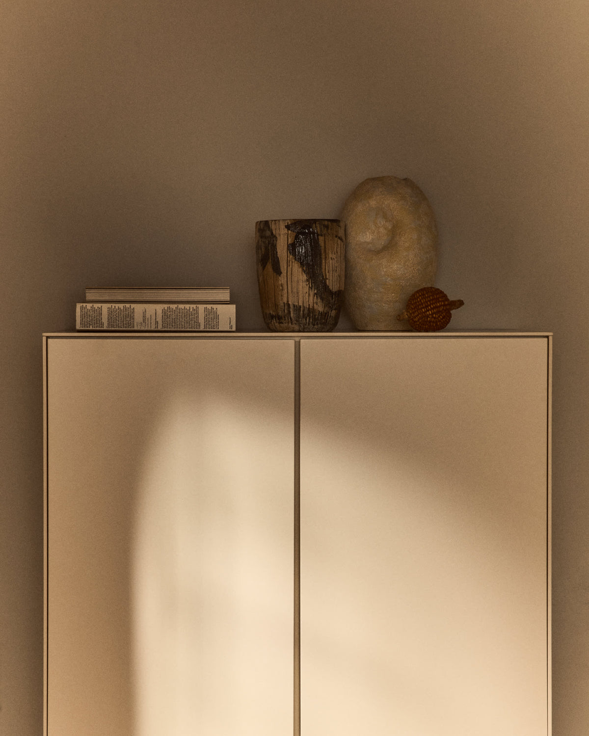 Japandi Vase Dirva – Keramik, Braun, 23 cm – weitere Ansicht