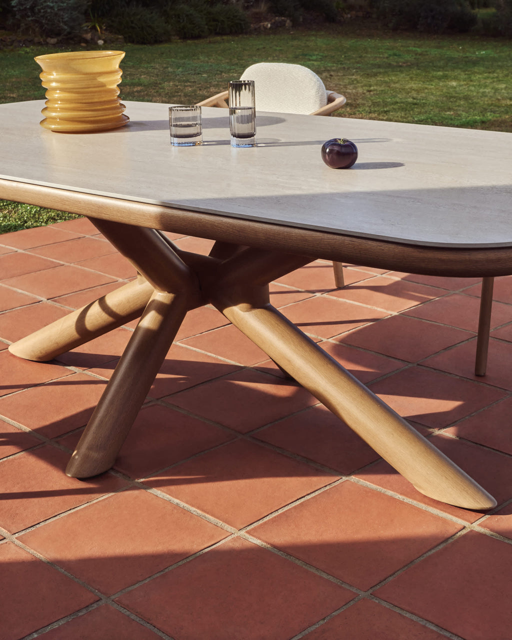 Japandi Esstisch Mirtia – Keramik, Ecru, 240 × 110 cm – weitere Ansicht