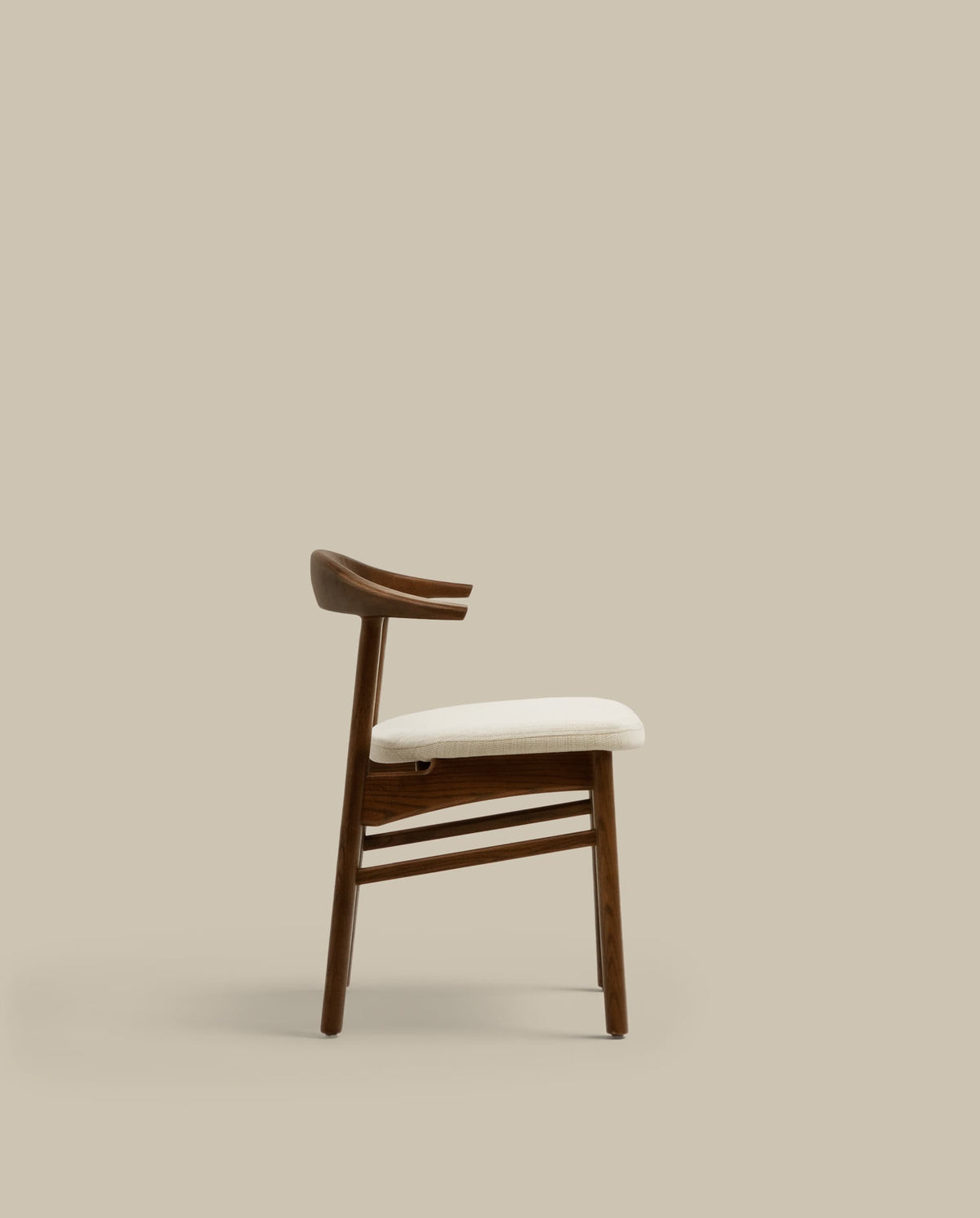 Japandi Stuhl Timons – Nussbaum, Beige – weitere Ansicht