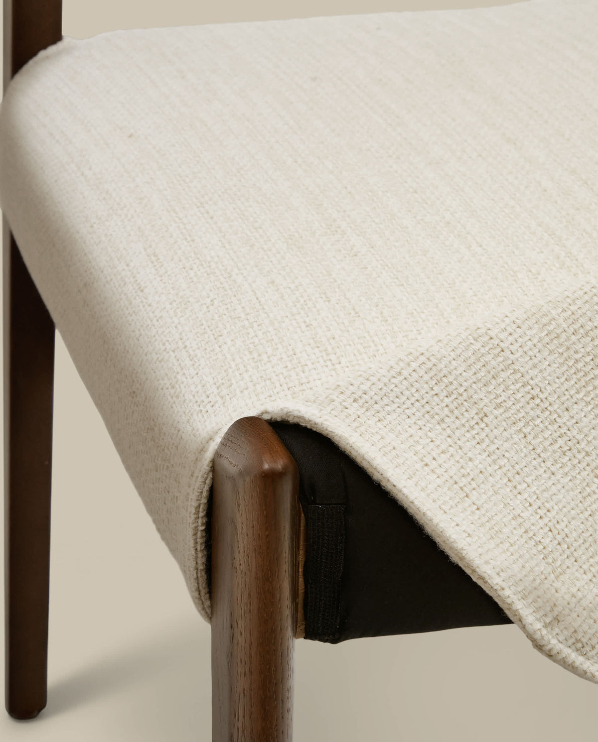 Japandi Stuhl Cudia – Nussbaum, Beige – weitere Ansicht