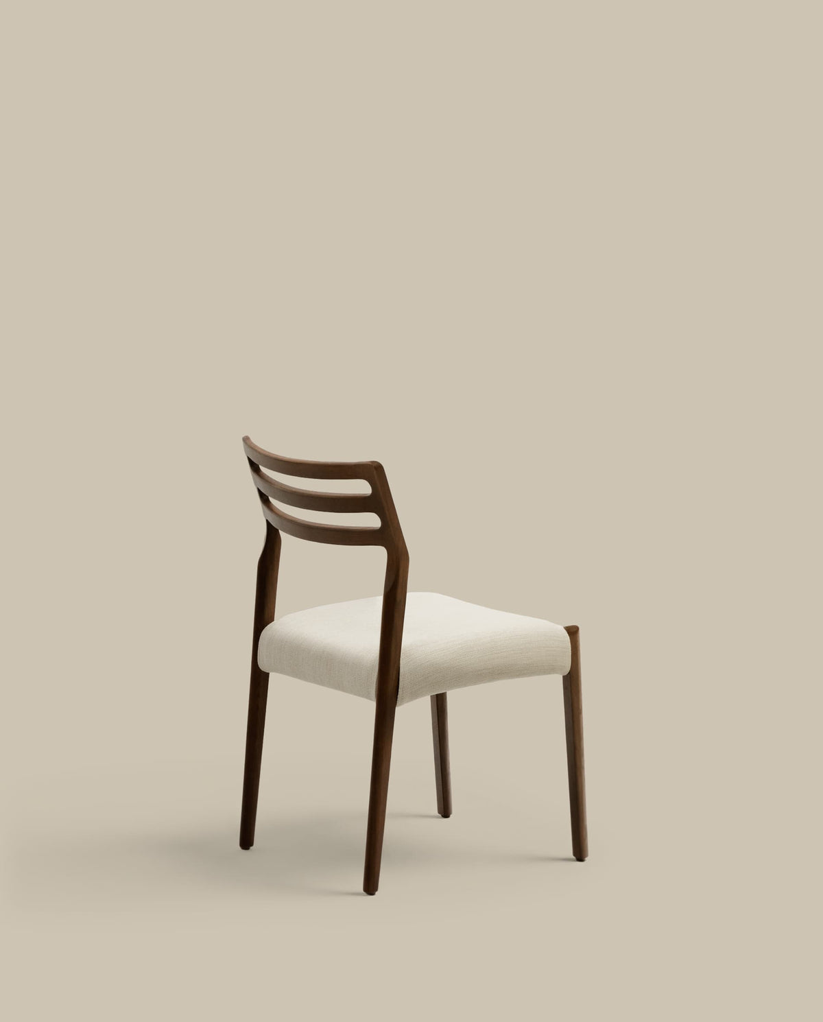 Japandi Stuhl Cudia – Nussbaum, Beige – weitere Ansicht