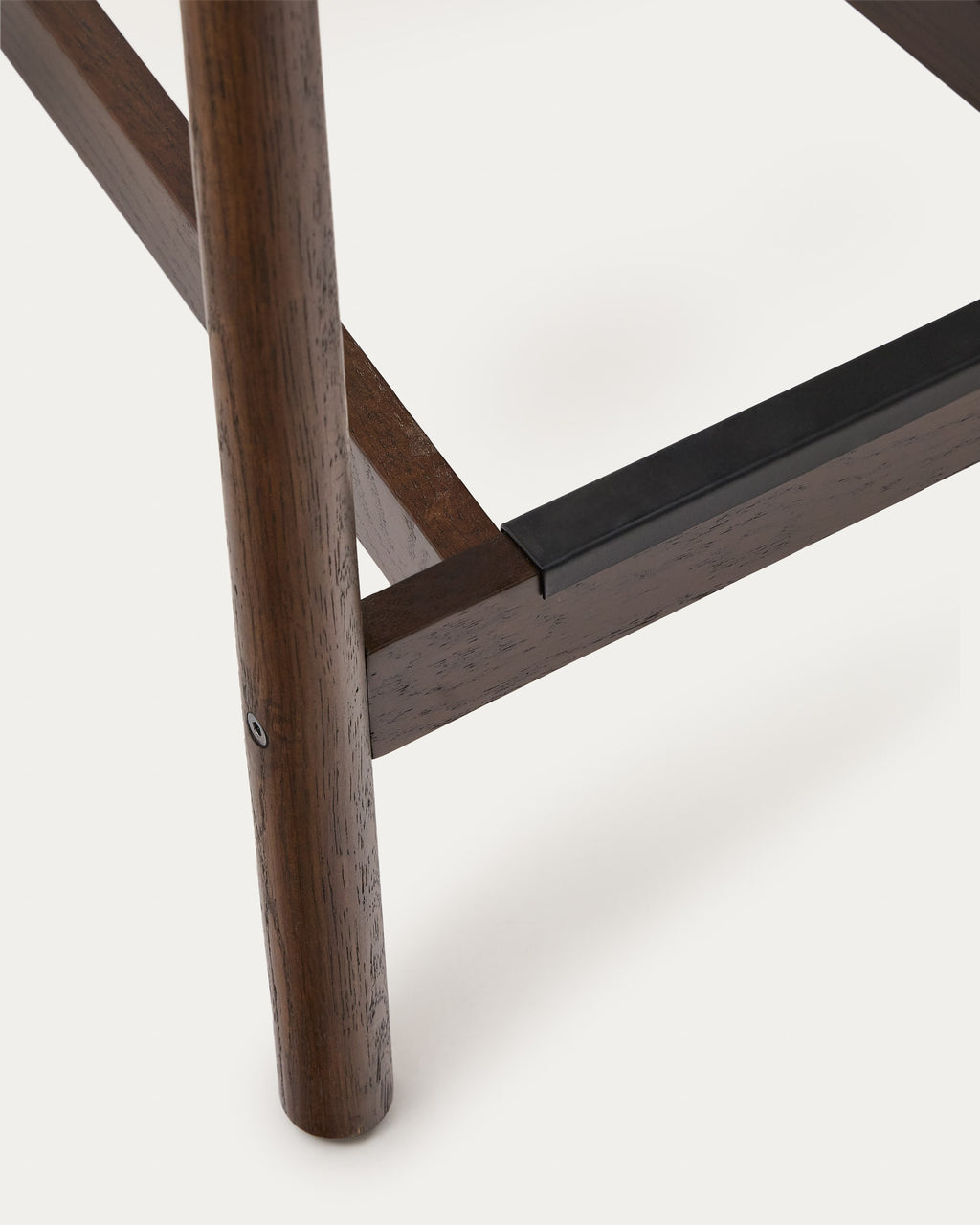 Japandi Barhocker Yalia – Eiche, Nussbaum, 65 cm – weitere Ansicht