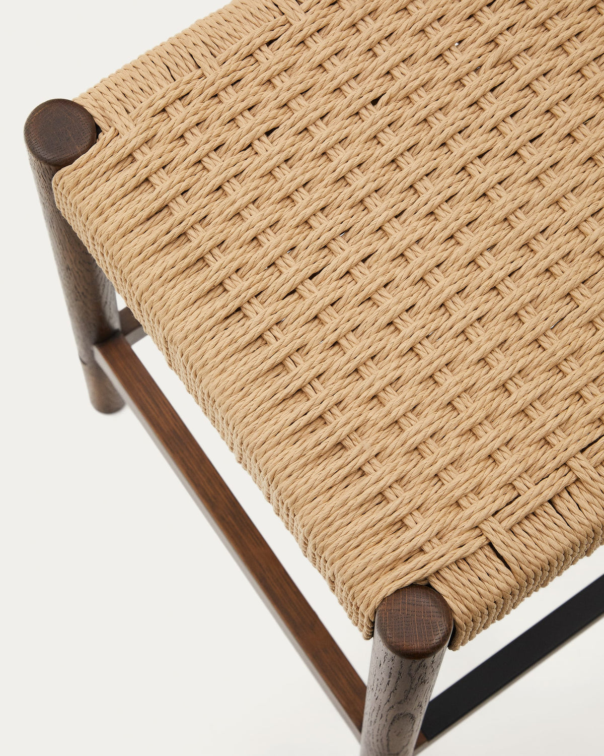 Japandi Hocker Yalia – Eiche, Nussbaum, 65 cm – weitere Ansicht