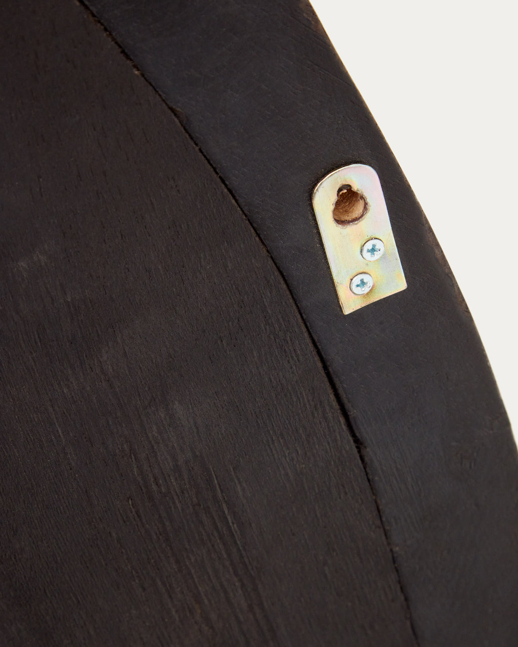 Japandi Spiegel Magrit – Massivholz, Schwarz, Ø 60 × 110 cm – weitere Ansicht