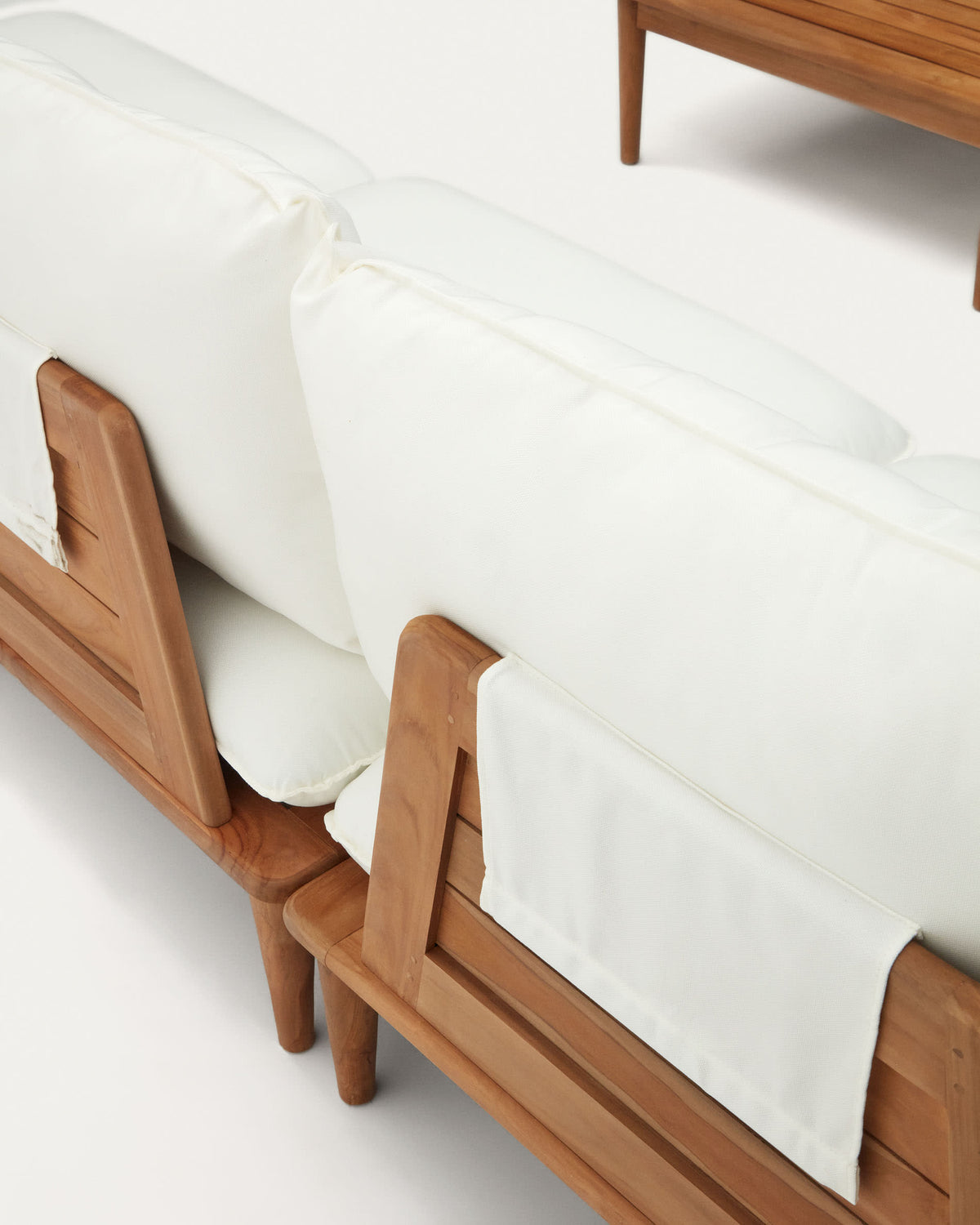 Japandi Lounge-Set Portitxol – 4 Sitze, 2 Tische, Weiß – weitere Ansicht