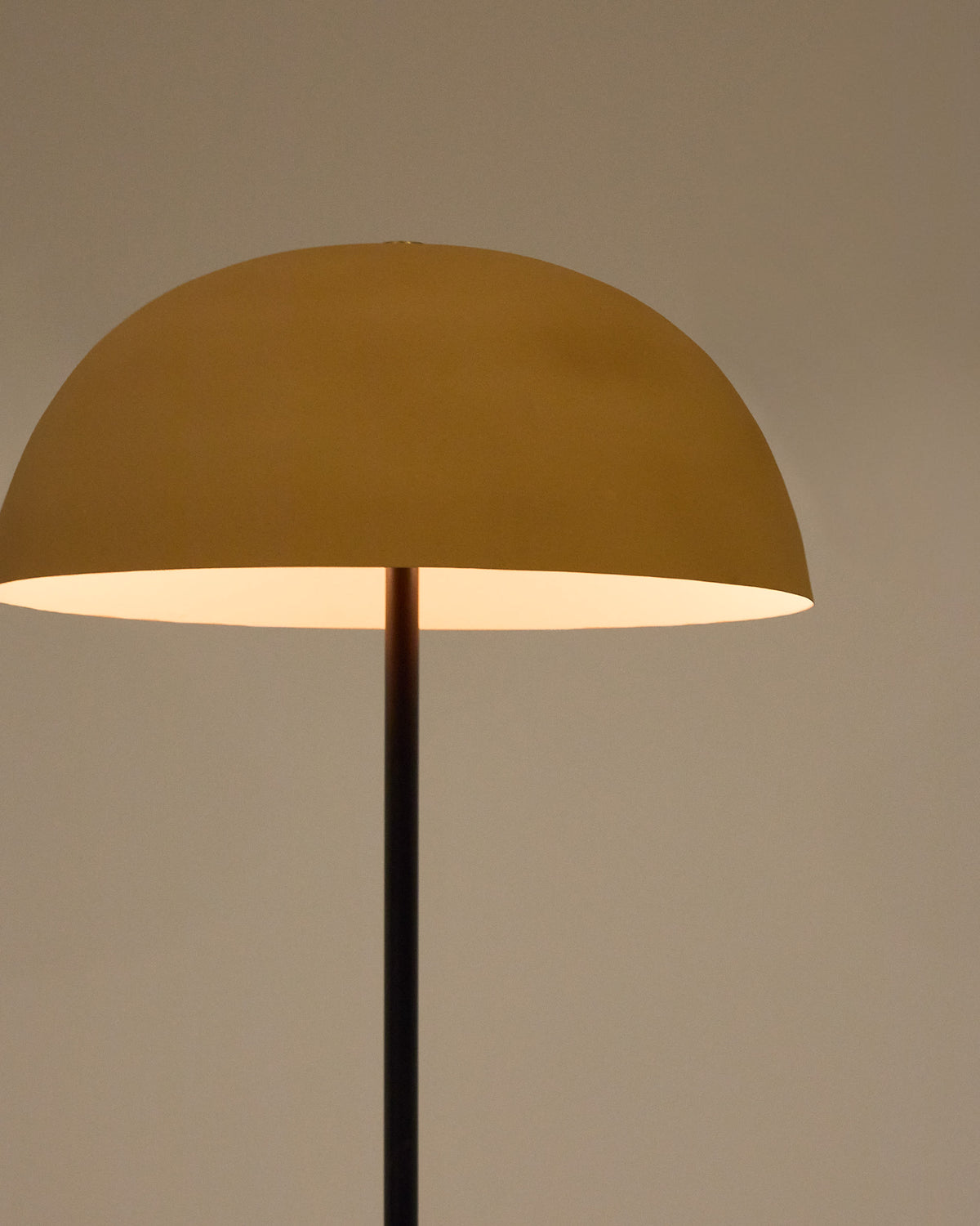 Japandi Stehlampe Nibla – Metall, Schwarz – weitere Ansicht