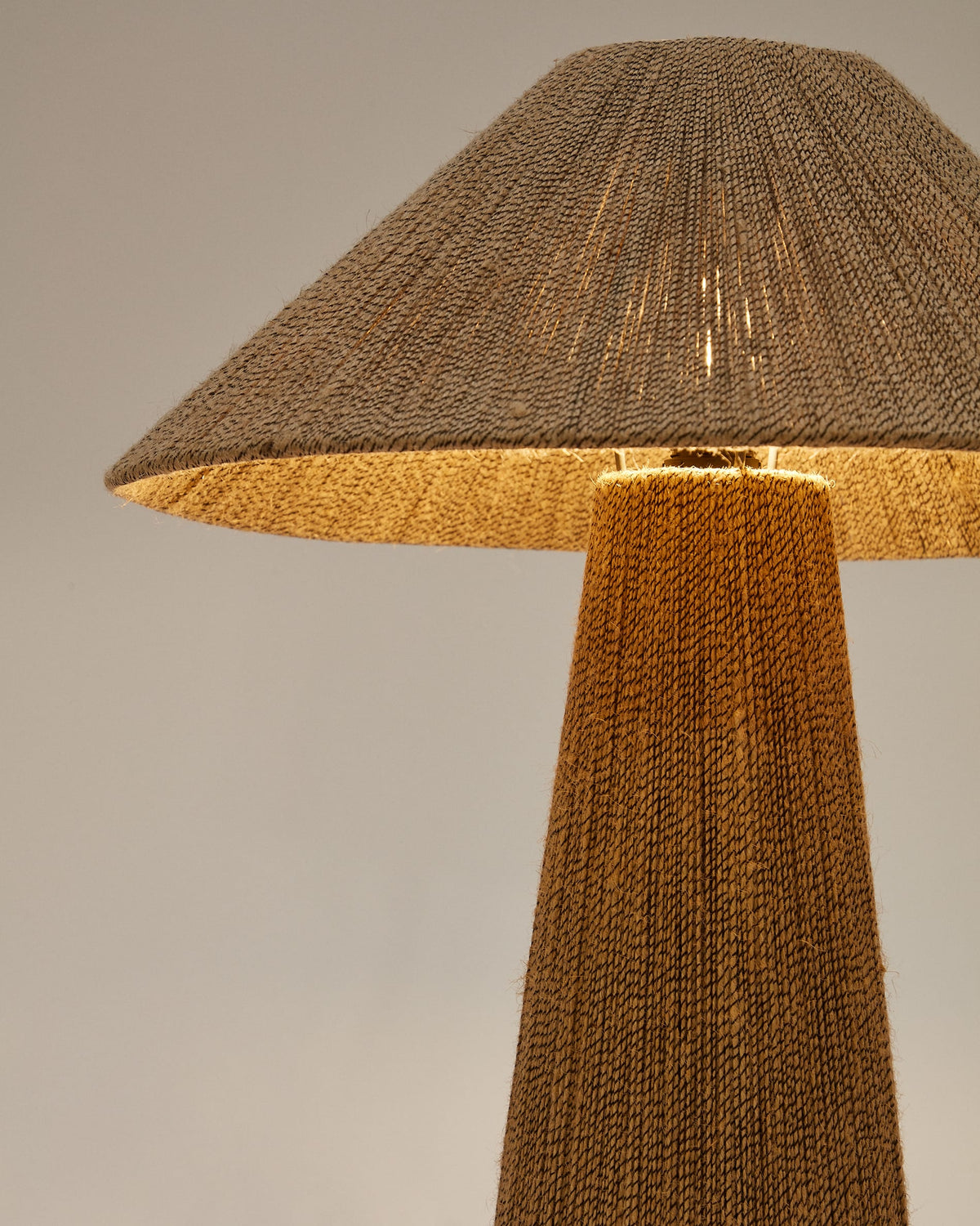 Japandi Tischlampe Renee – Jute, Braun – weitere Ansicht