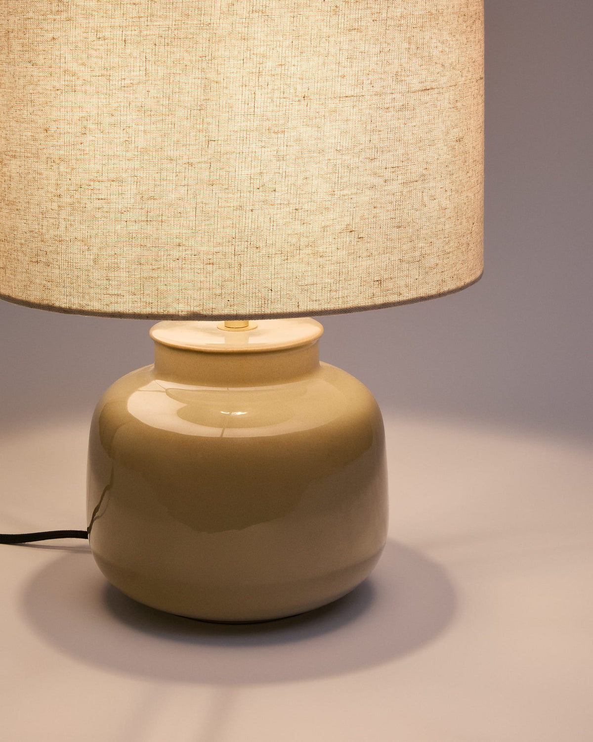 Japandi Tischlampe Tay – Keramik, Grün – weitere Ansicht