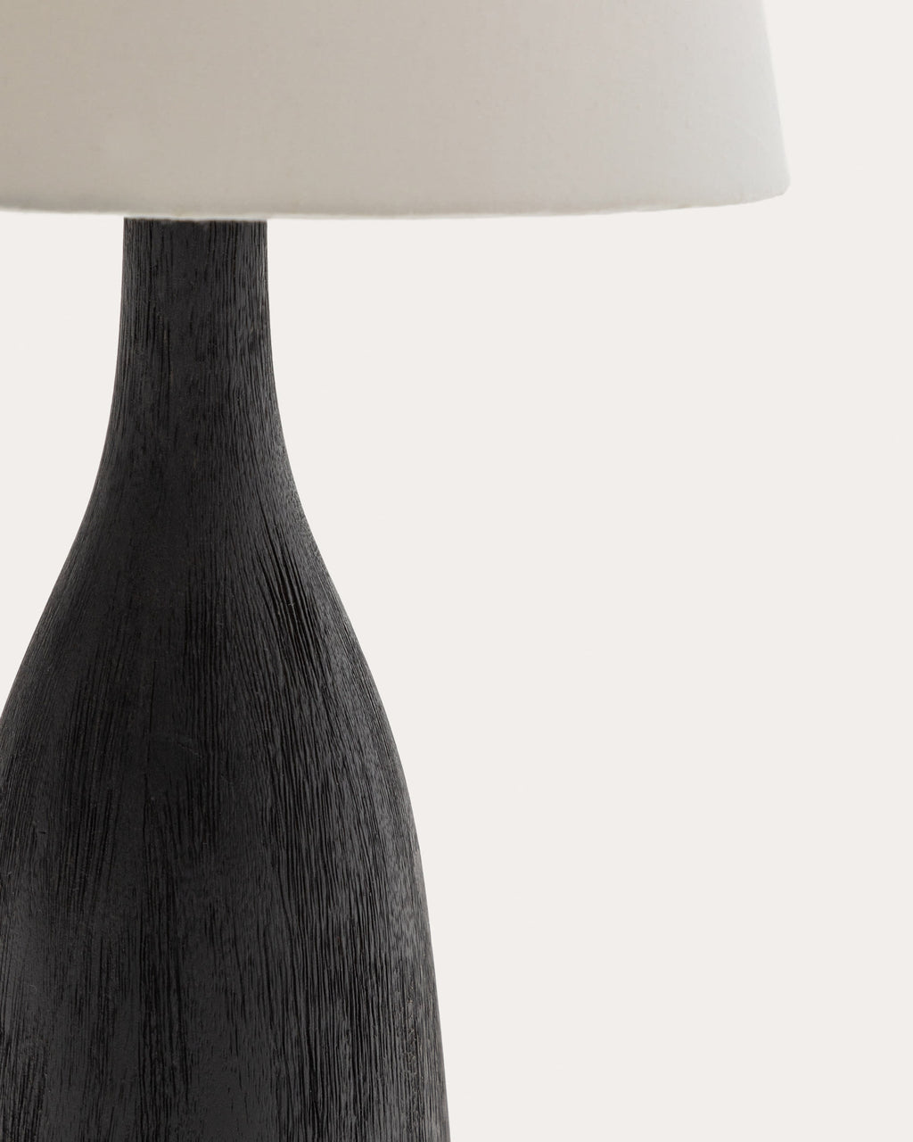 Japandi Tischlampe Luvia – Mango, Schwarz – weitere Ansicht