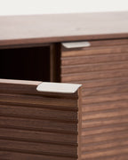 Japandi TV-Möbel Norlen – Holzwerkstoff, Dunkelbraun, 200 × 46 cm – weitere Ansicht