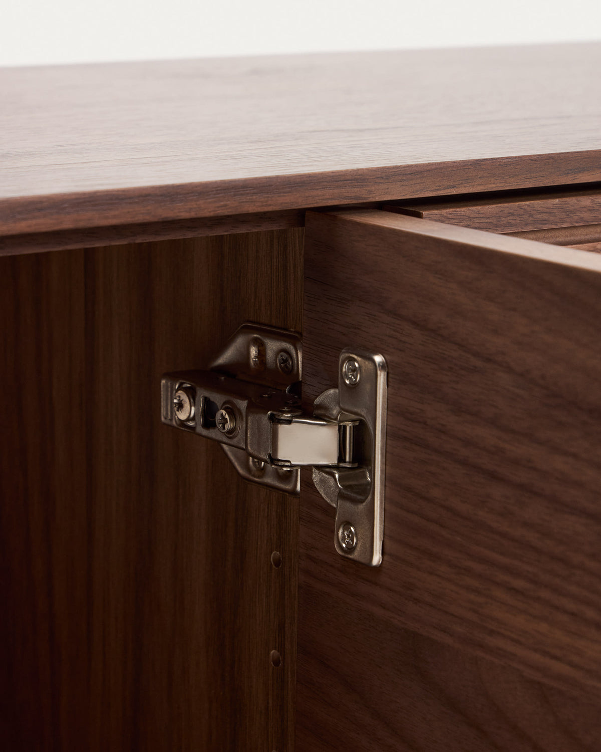 Japandi TV-Möbel Norlen – Holzwerkstoff, Dunkelbraun, 200 × 46 cm – weitere Ansicht
