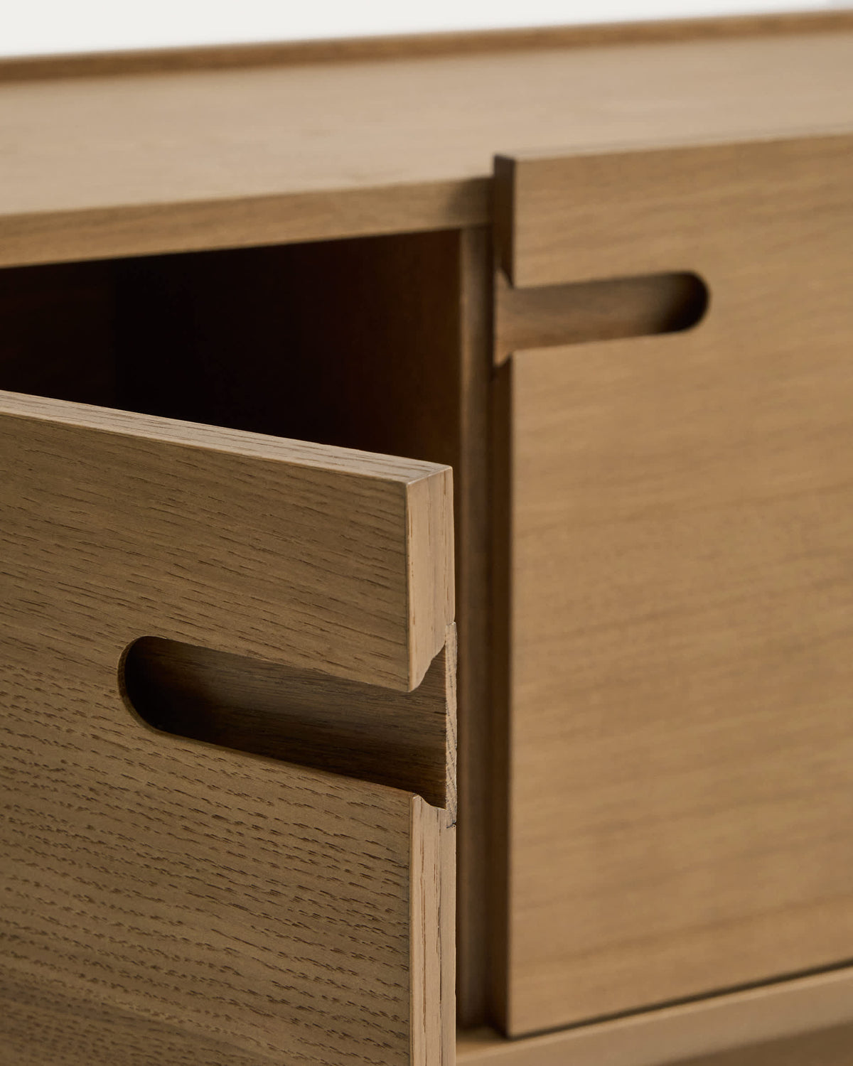 Japandi TV-Möbel Arelida – Eiche, Hellbraun, 200 × 44 cm – weitere Ansicht