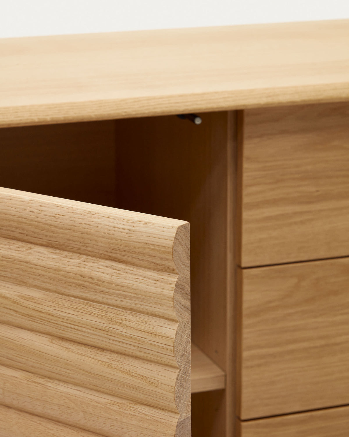 Japandi Sideboard Lenon – Eichenfurnier, Natur, 105 × 85 cm – weitere Ansicht