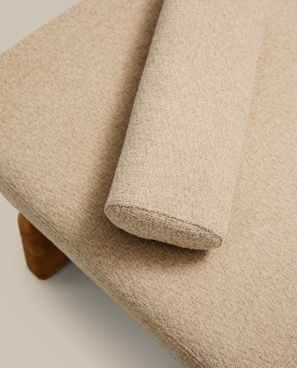 Japandi Daybed Topaz – Chenille, Beige, 200 cm – weitere Ansicht