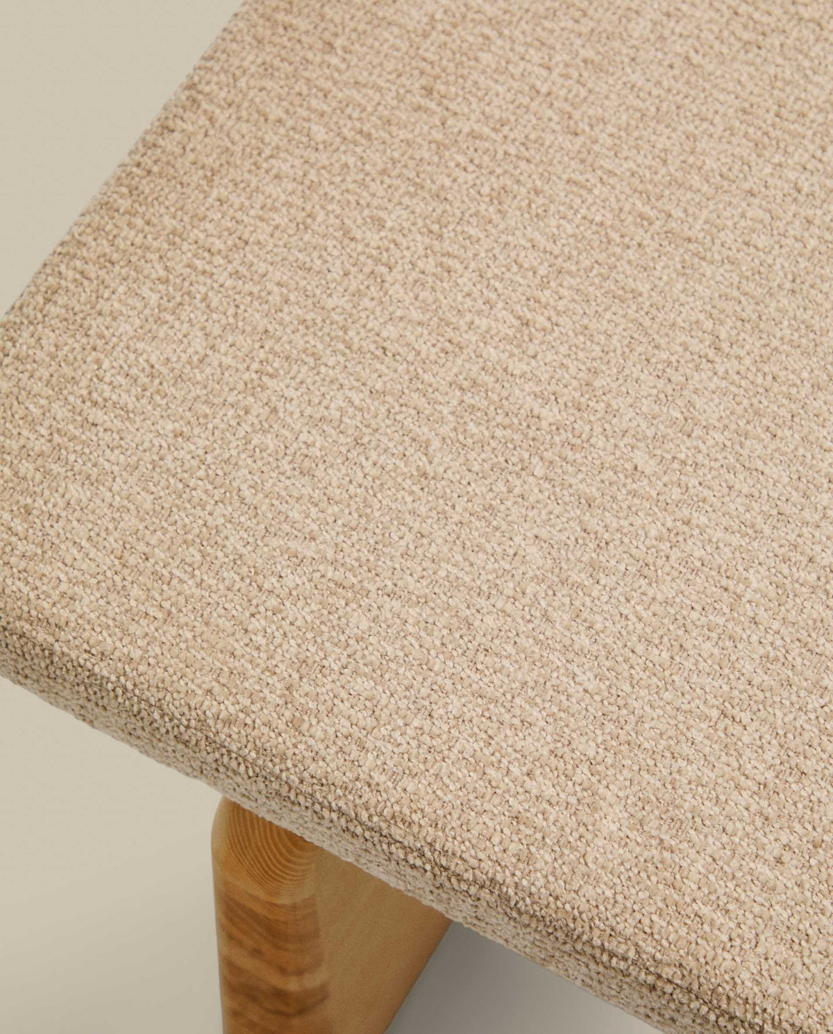 Japandi Daybed Topaz – Chenille, Beige, 200 cm – weitere Ansicht