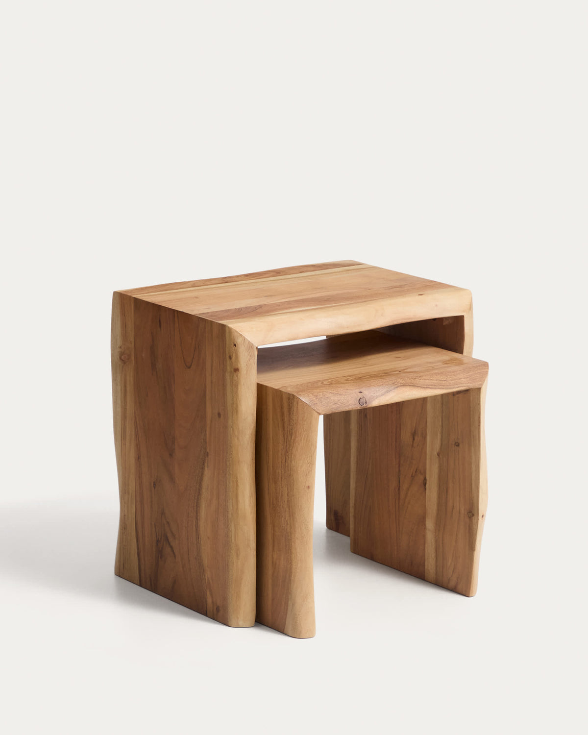 Japandi Beistelltisch Lomiri – Akazie, Natur, 34 × 42 cm – Produktansicht