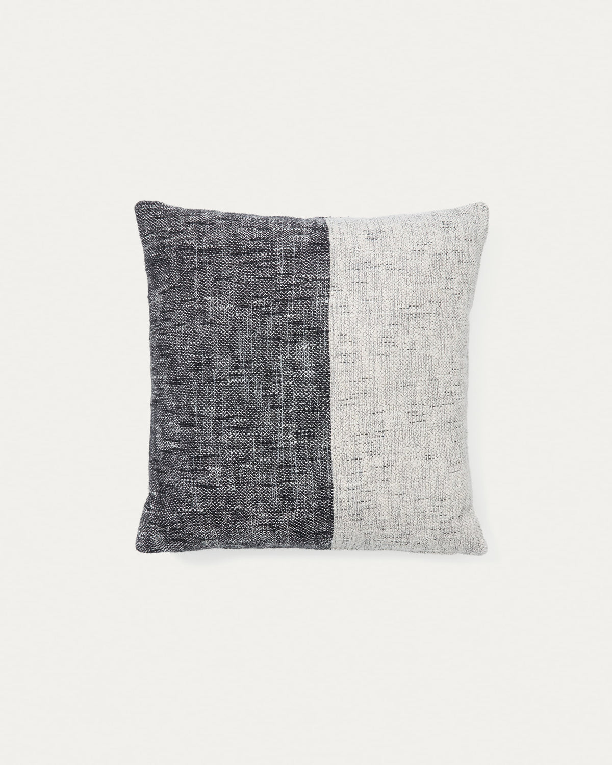 Japandi Kissenbezug Dalel – Stoff, Grau, 45 × 45 cm – Produktansicht